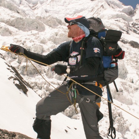 Výstup do C1 na Annapurne, jej vrchol je za mnou 8 091 m/nm    IV.2008